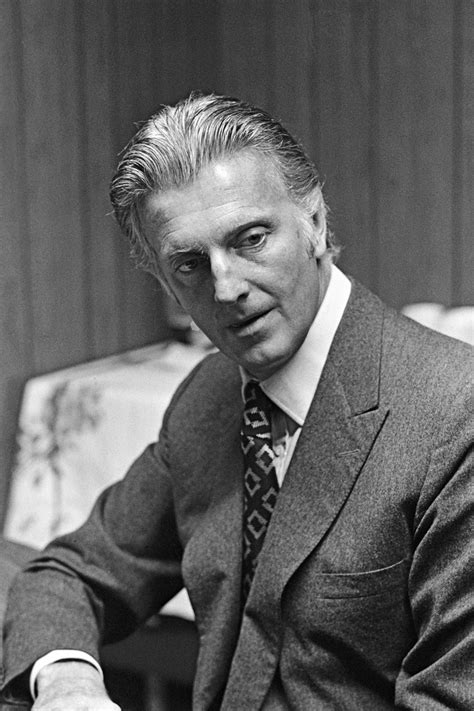 hubert de givenchy aussprache|hubert de givenchy death.